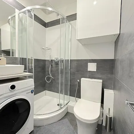 Apartment Krasny - Garzonka V Novom Meste *